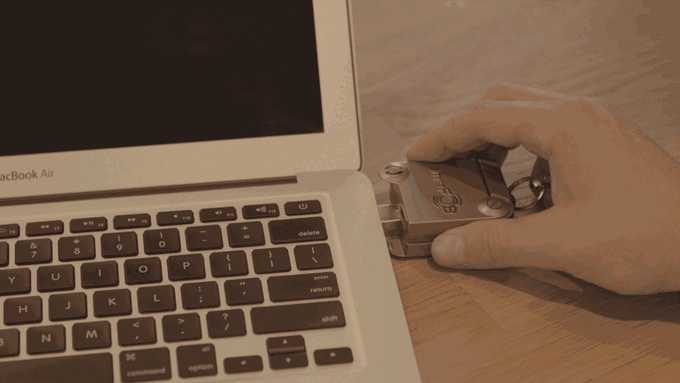 沒錯(cuò)！能給自己充電的充電寶才是你的好朋友