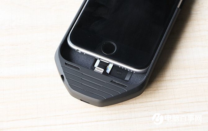 讓iPhone也能雙卡雙待雙系統 機甲評測