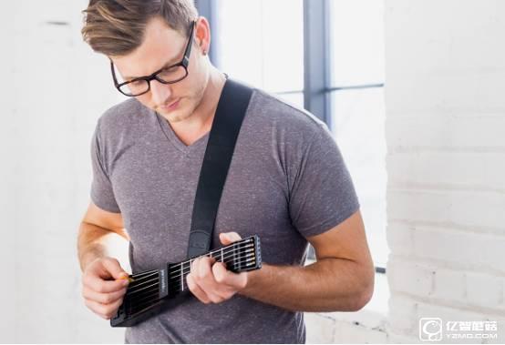 便攜超帥的數(shù)字吉他 助你瞬間撩妹成功