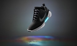 Nike自動(dòng)綁鞋帶波鞋問(wèn)世：懶人有救了