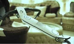 初為父母？這款嬰兒車搖臂肯定能感動哭