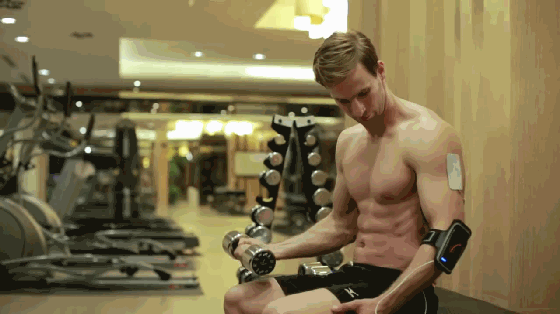 健身太猛肌肉酸痛？ 看看這款便攜易用的電療器