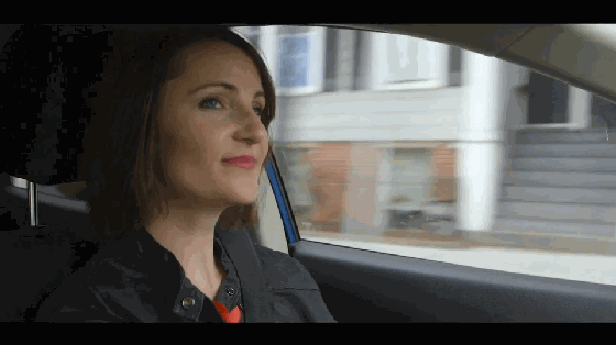 香薰已經(jīng)OUT 這個空氣清新器能用手機控制味道