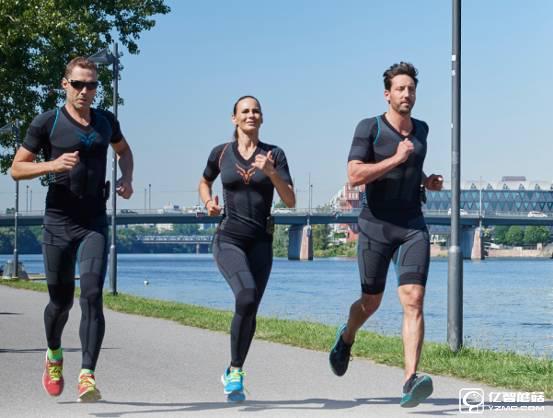 真不吹牛 這款智能運動壓縮衣能幫你增肌健身