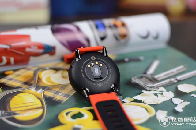 華米AMAZFIT運動手表評測:小米手環2之后又一爆品?
