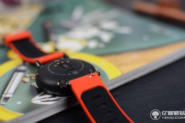 華米AMAZFIT運動手表評測:小米手環2之后又一爆品?