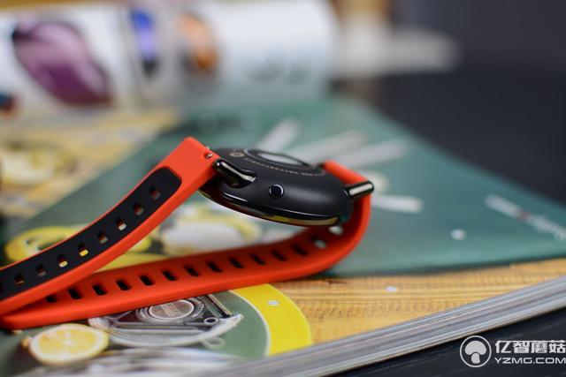 華米AMAZFIT運動手表評測:小米手環2之后又一爆品?