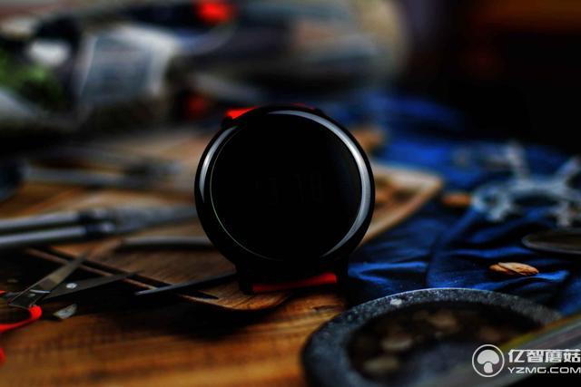 華米AMAZFIT運動手表評測:小米手環2之后又一爆品?