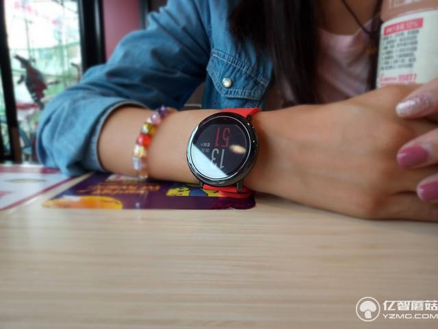 華米AMAZFIT運動手表評測:小米手環2之后又一爆品?