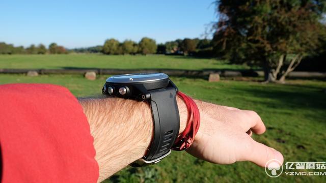 佳明旗艦運(yùn)動(dòng)表Fenix 3 HR體驗(yàn) 功能超級豐富