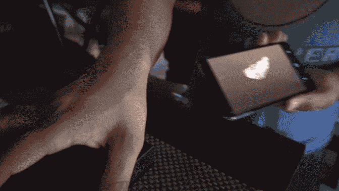 想要手機變成全息投影儀？ 看看這款智能工具