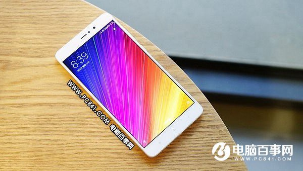 友商雇傭大量水軍黑小米5s 雷軍很生氣