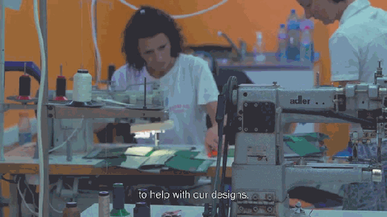 純爺們同樣需要愛 這款智能公文包時(shí)尚又好用