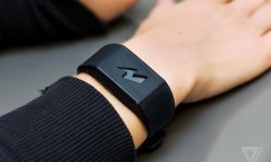 通過(guò)Pavlok點(diǎn)電擊手環(huán)改掉壞毛病？誰(shuí)試誰(shuí)知道