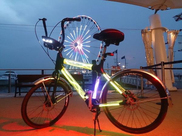 AuroraLED自行車架：渾身跑馬燈還沒有城鄉結合部范兒