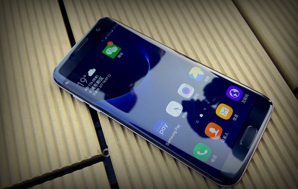 <a href=/tags/54-0.html target=_blank class=infotextkey>小米</a>Note2曲面被貶 傳<a href=/tags/53-0.html target=_blank class=infotextkey>魅族</a>Pro7拿下三星Note7元件庫存