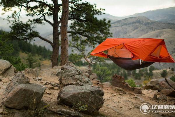 帳篷和吊床合體了 雖然夠酷但賣得也夠貴