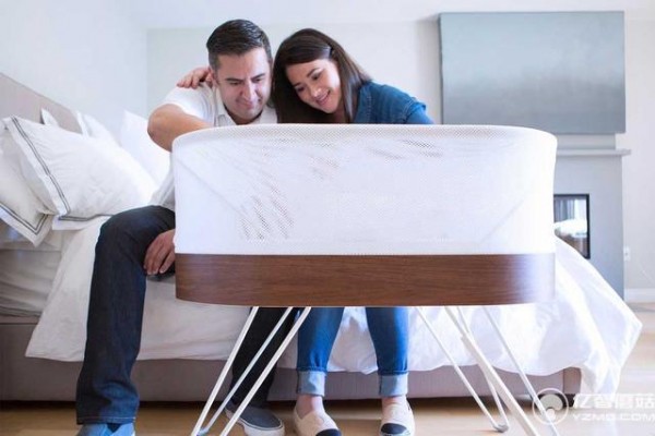 Snoo智能嬰兒床：能模仿父母懷抱 自動哄寶貝睡覺