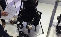 你知道什么叫可穿戴外骨骼機(jī)器人嗎？絕對(duì)實(shí)用