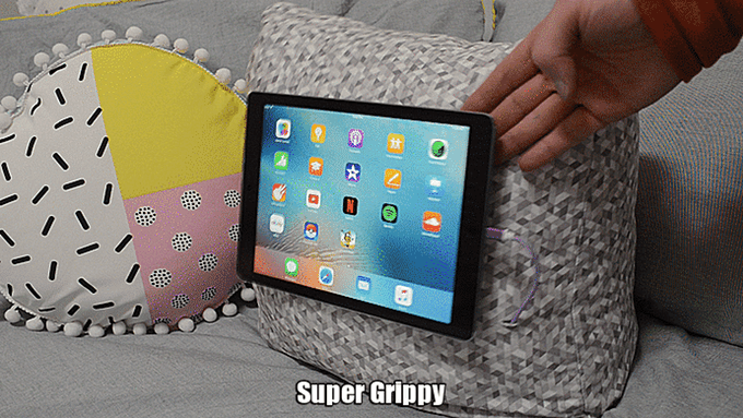 有了這款很會“吸”的抱枕 再也不怕被平板呼臉啦