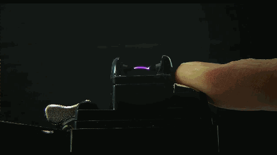 VOLT打火機(jī)讓你點(diǎn)火也拉風(fēng) 無(wú)需燃料防火放風(fēng)