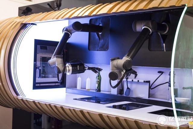 機器大廚可以做100多道菜 售價62萬你買賬嗎?