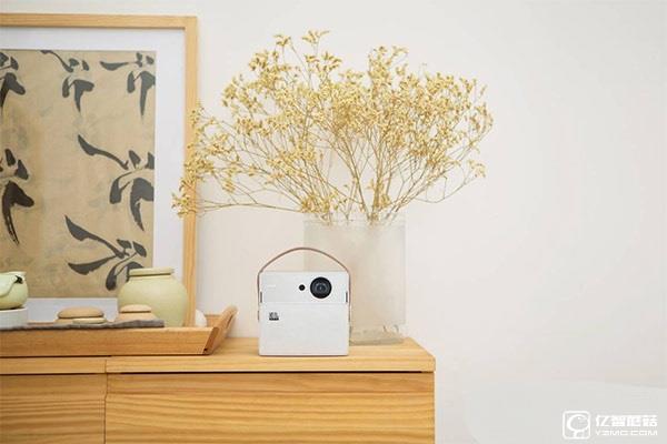 極米和<a href=/tags/1406-0.html target=_blank class=infotextkey>堅果</a>哪個好 極米和堅果哪個好