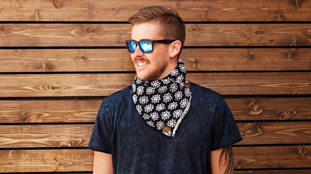 單身狗凍成雪橇犬?給你能加熱兼做充電寶的圍巾