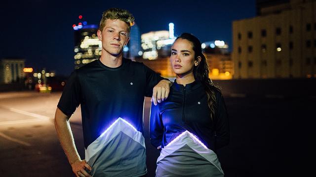 如何安全的夜跑 老司機送你一件帶LED燈的T恤