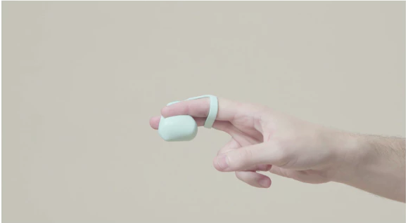 滿足不夠手指來(lái)湊 這款手指按摩器絕對(duì)腐女福利