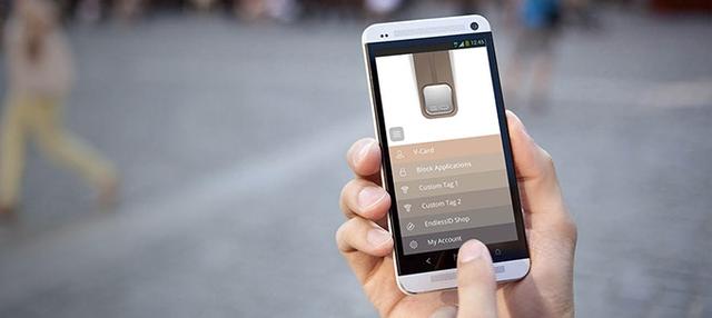 密碼太多難記？這款手環一掃就能自動輸入密碼