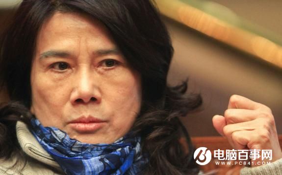 雷軍紅顏董明珠卸任 勵志網(wǎng)紅董小姐為何走下了神壇？