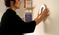 Halos圓環型便攜LED燈：讓自拍美美噠還能當鬧鈴