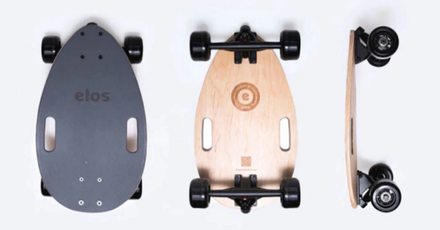 這居然是個(gè)滑板？看起來比背包還小 還挺萌