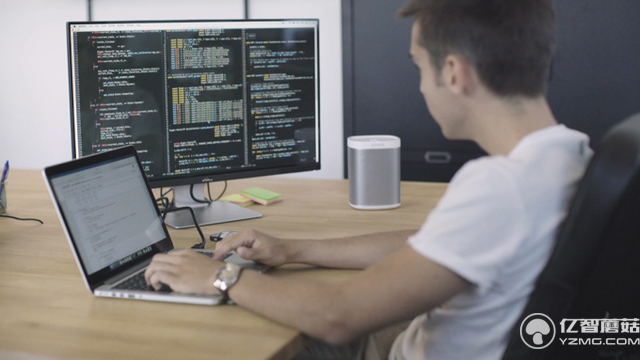 給我這個智能遠程遙控 坐我家里能關了你家的燈