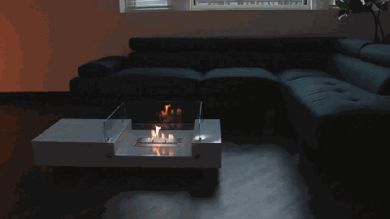 冬天里的一把火 試試這款帶壁爐的茶幾