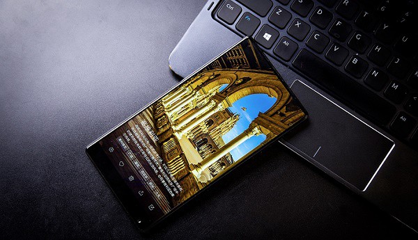 小米MIX登上特朗普《時代周刊》 網(wǎng)友神吐槽