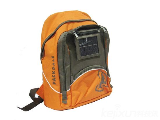 太陽能背包:讓你的旅途不再缺電!