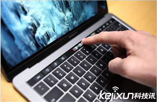 安上它 舊版MacBook Pro用戶也能用上Touch Bar