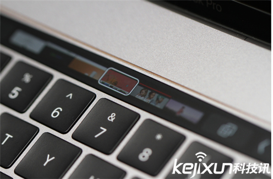 安上它 舊版MacBook Pro用戶也能用上Touch Bar