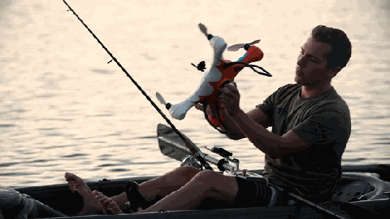 釣不到魚？試試這款聲吶探魚無人機(jī)