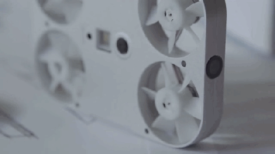 藏在手機殼里的飛行相機 自拍界的戰(zhàn)斗機