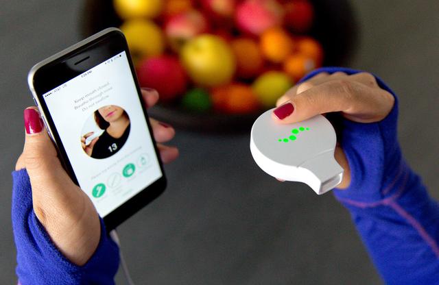 口腔常出問(wèn)題？醫(yī)院太貴？用這個(gè)裝置自己檢查吧