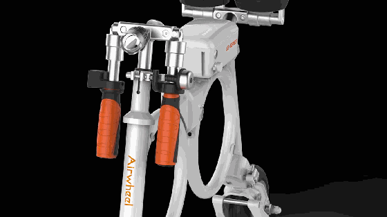 下了車照樣“飆”!一個背包就能裝下這款電動車