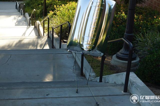 美國大學生做全新鉸鏈雙足機器人 或定義未來