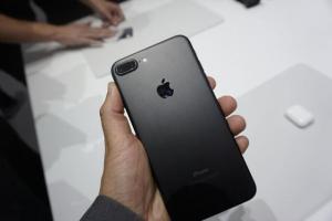 iPhone曝奇葩故障：播放一段五秒視頻就死機