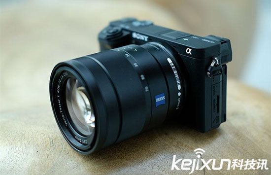 佳能發(fā)布最新旗艦微單EOS M5 五軸防震高速對(duì)焦