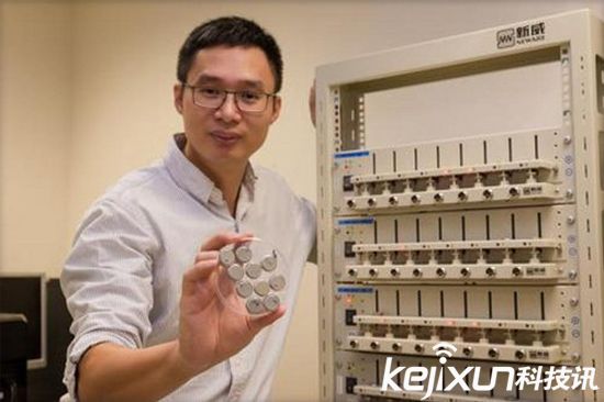 納米電池續(xù)航能力增20倍 幾秒完成手機(jī)充電