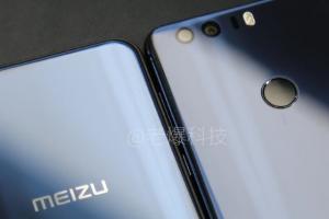 魅藍X真機首曝光 顏值爆表全玻璃機身