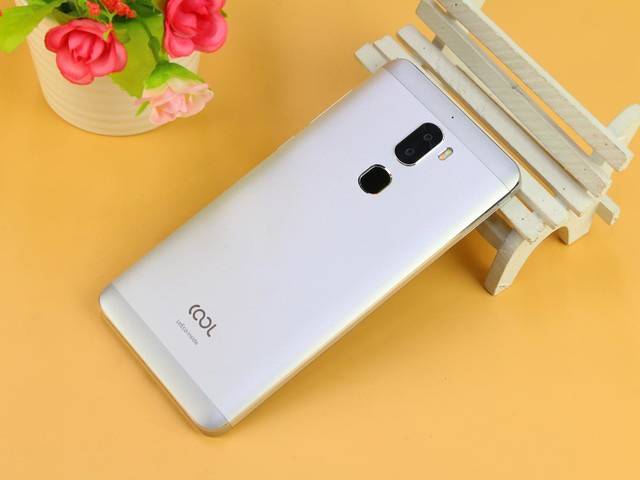 性價比與好體驗齊飛 超值手機"芯"推薦 